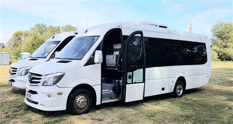 vip minibus hire.